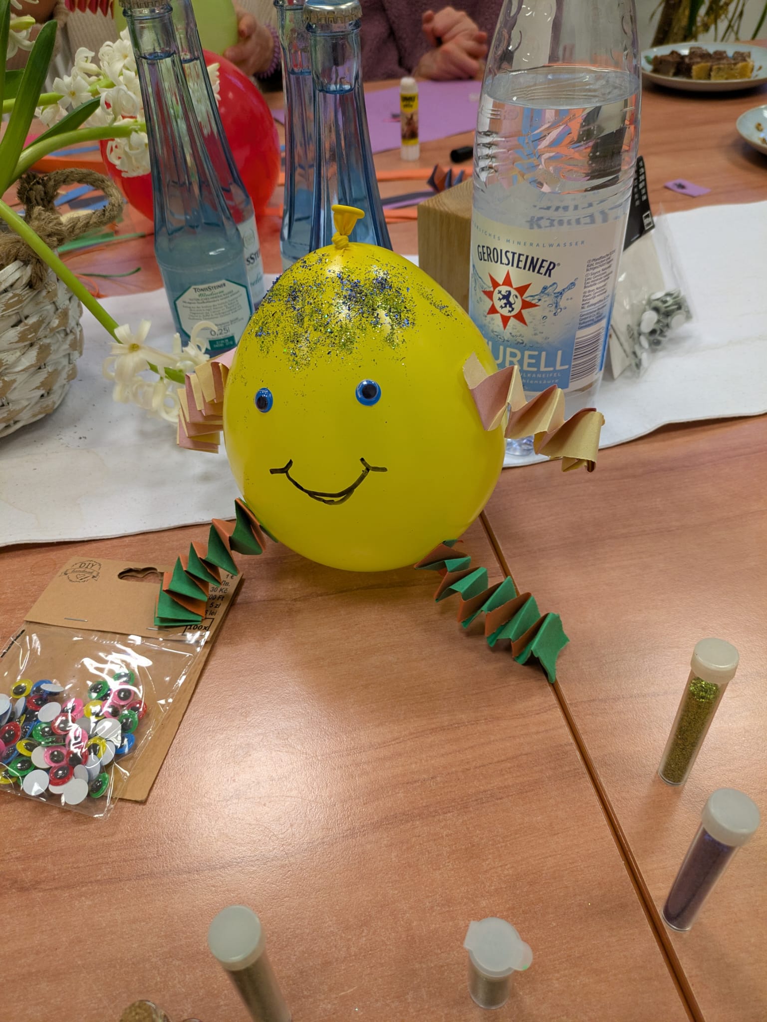 Wir basteln für Karneval (3)